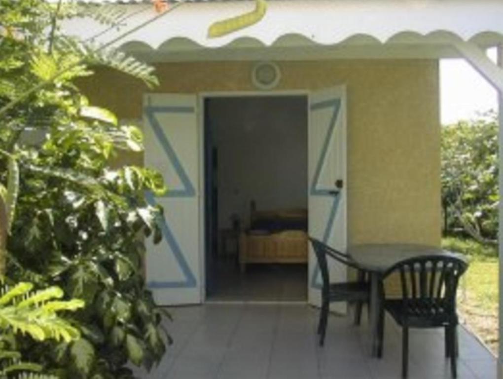 La Kallina Grand-Bourg  Ngoại thất bức ảnh